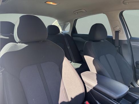 Used 2022 Kia K5 LXS image 23