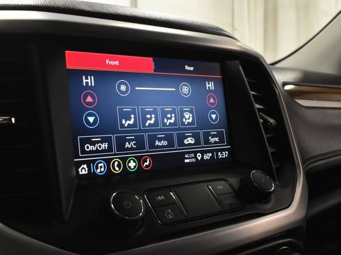 Used 2022 GMC Acadia SLE w/ Driver Convenience Package image 19