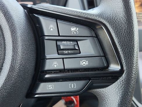 Certified 2024 Subaru Crosstrek 2.0i image 17