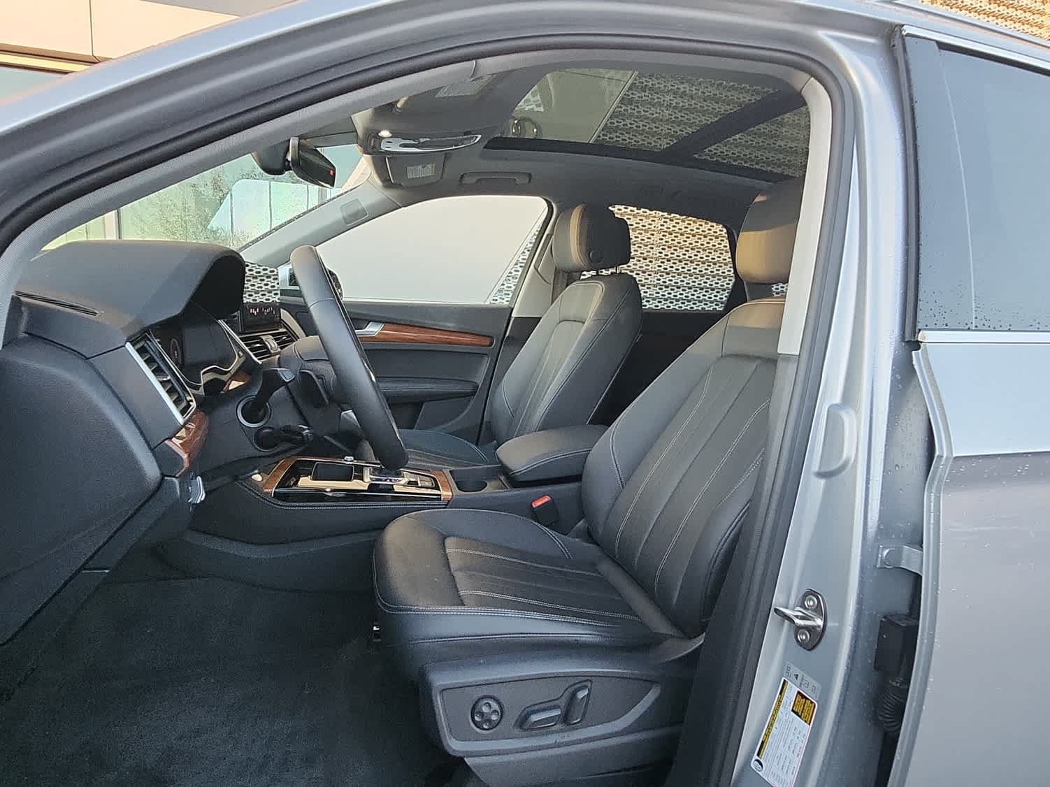 Used 2023 Audi Q5 2.0T Premium Plus AWD/4WD image 22