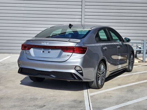 Used 2023 Kia Forte GT-Line w/ GT-Line Premium Package FWD image 8
