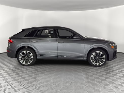 Certified 2025 Audi Q8 Premium Plus w/ Premium Plus Package AWD/4WD image 8
