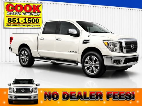 Used 2017 Nissan Titan SL AWD/4WD image 1