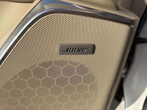 Used 2016 Cadillac Escalade ESV Premium image 19