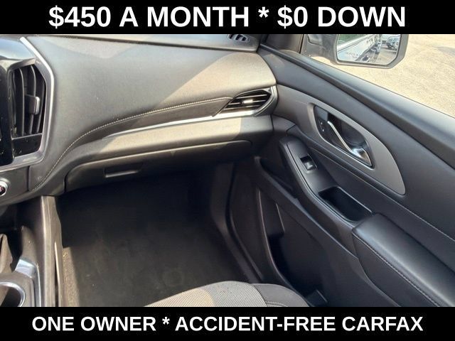 Used 2023 Chevrolet Traverse LT FWD image 32