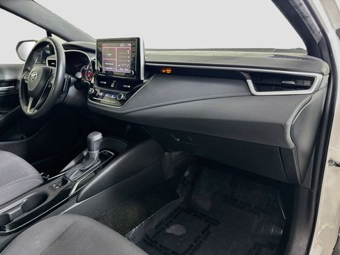 Used 2022 Toyota Corolla SE FWD image 30