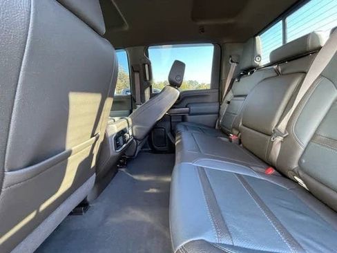 Used 2022 GMC Sierra 2500 Denali image 7