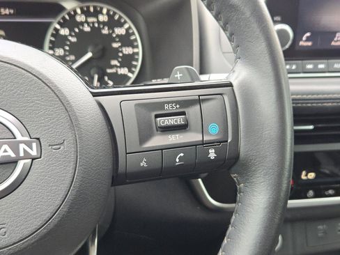 Used 2023 Nissan Rogue SV w/ SV Premium B Package image 21