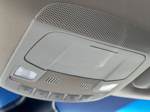 Used 2019 Ford Edge SEL FWD image 32