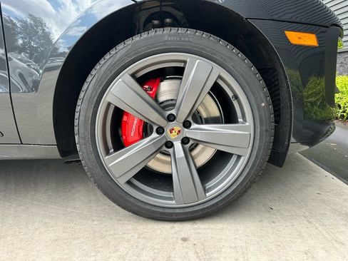 Used 2026 Porsche Macan GTS AWD/4WD image 15