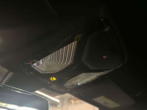 Used 2021 BMW M4 Competition image 32