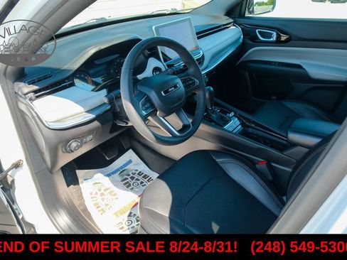 Used 2023 Jeep Compass Limited AWD/4WD image 15