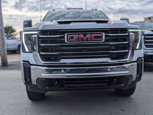 New 2026 GMC Sierra 3500 SLT w/ SLT Premium Package AWD/4WD image 2