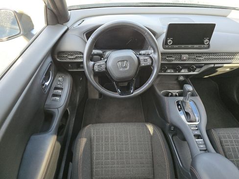 Used 2025 Honda HR-V Sport image 19