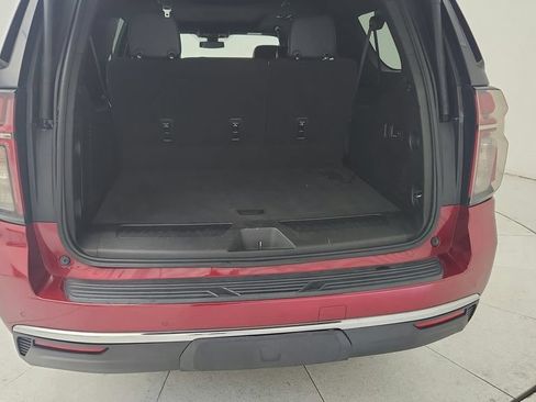Certified 2021 Chevrolet Suburban LT w/ LT Signature Package RWD image 35