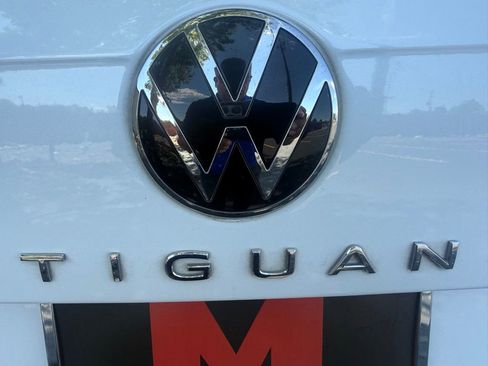 Used 2024 Volkswagen Tiguan SEL R-Line AWD/4WD image 22