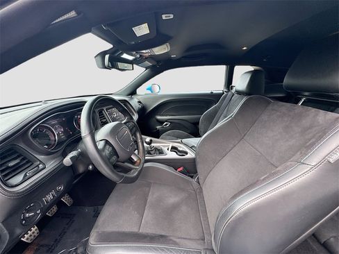 Used 2023 Dodge Challenger R/T w/ Plus Package image 22