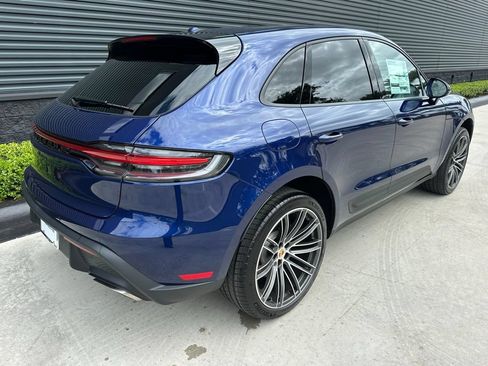Used 2026 Porsche Macan AWD/4WD image 9
