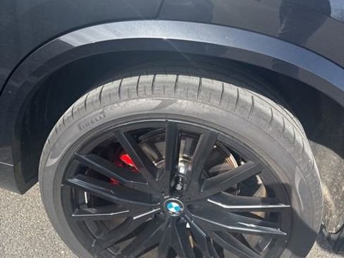 Used 2024 BMW X5 xDrive40i w/ M Sport Package AWD/4WD image 5