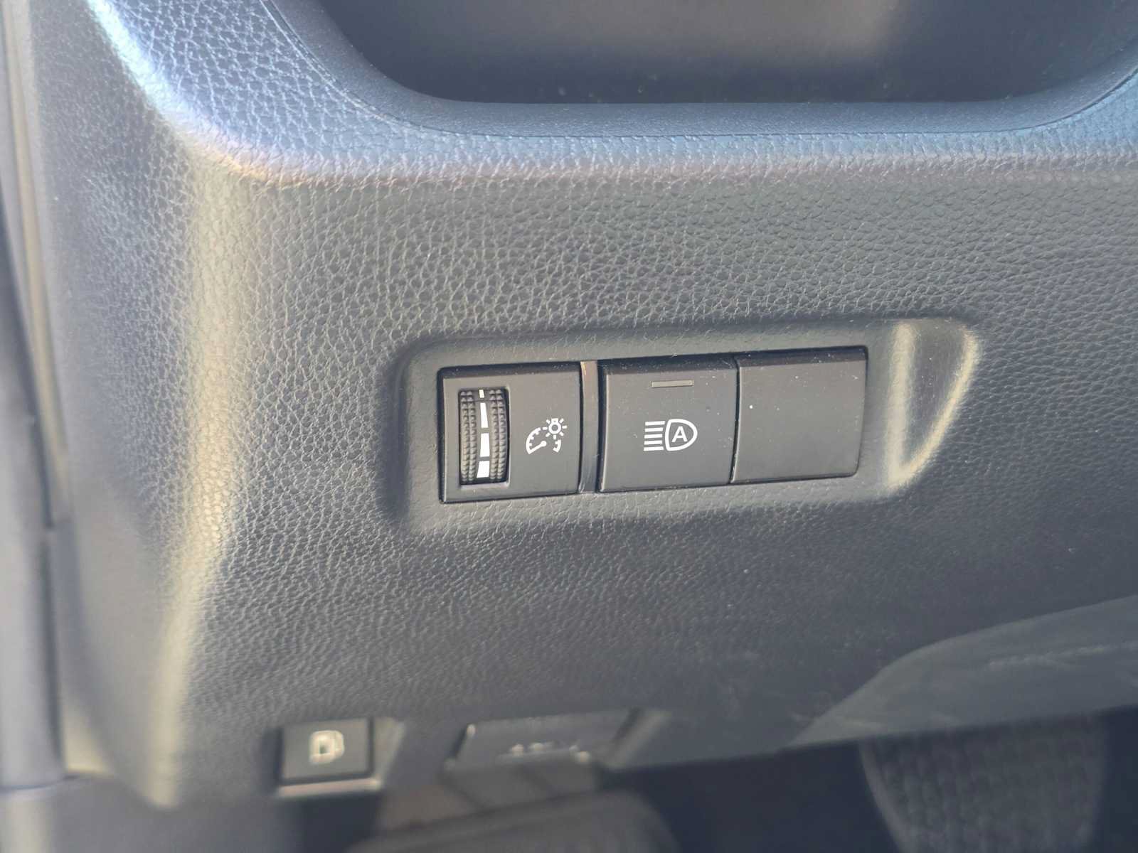 Certified 2022 Toyota RAV4 XLE AWD/4WD image 24