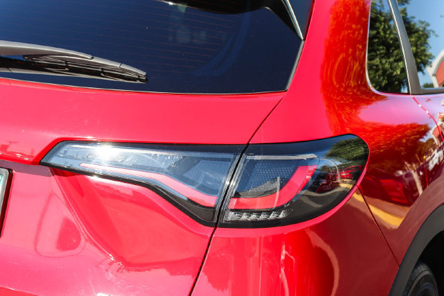 Used 2025 Honda HR-V Sport image 9