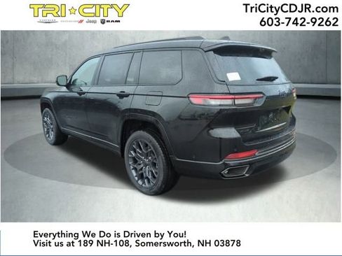 Used 2025 Jeep Grand Cherokee L Summit image 3