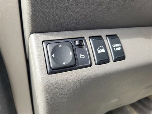 Used 2016 Nissan Frontier SV image 19