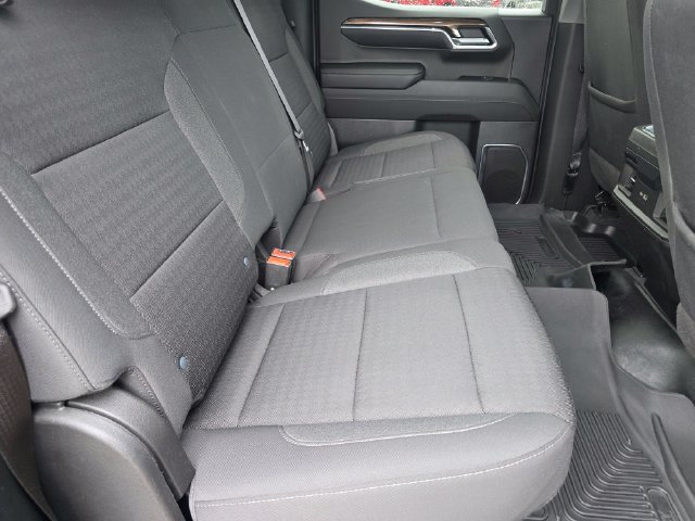 Used 2023 Chevrolet Silverado 1500 LT AWD/4WD image 35