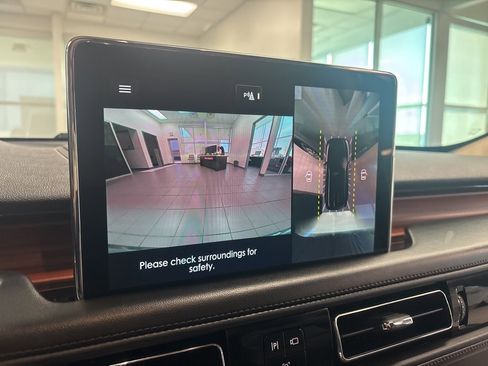 Used 2023 Lincoln Aviator Reserve image 21