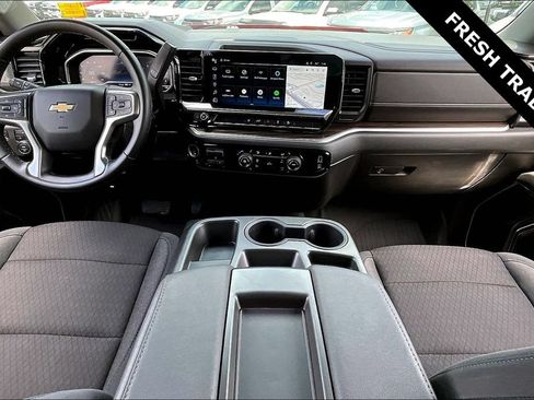 Used 2024 Chevrolet Silverado 2500 LT AWD/4WD image 5
