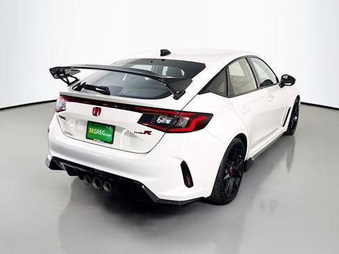 Used 2024 Honda Civic Type R image 10