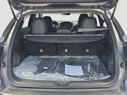 New 2025 Subaru Crosstrek 2.5i Limited w/ Popular Package #3A image 8