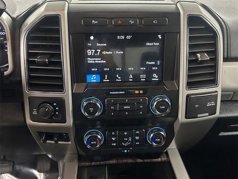 Used 2019 Ford F250 Lariat w/ Chrome Package image 23