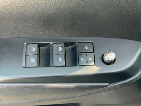 Used 2017 Toyota Highlander XLE FWD image 15