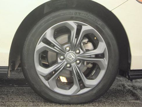 Used 2023 Honda Accord EX image 7