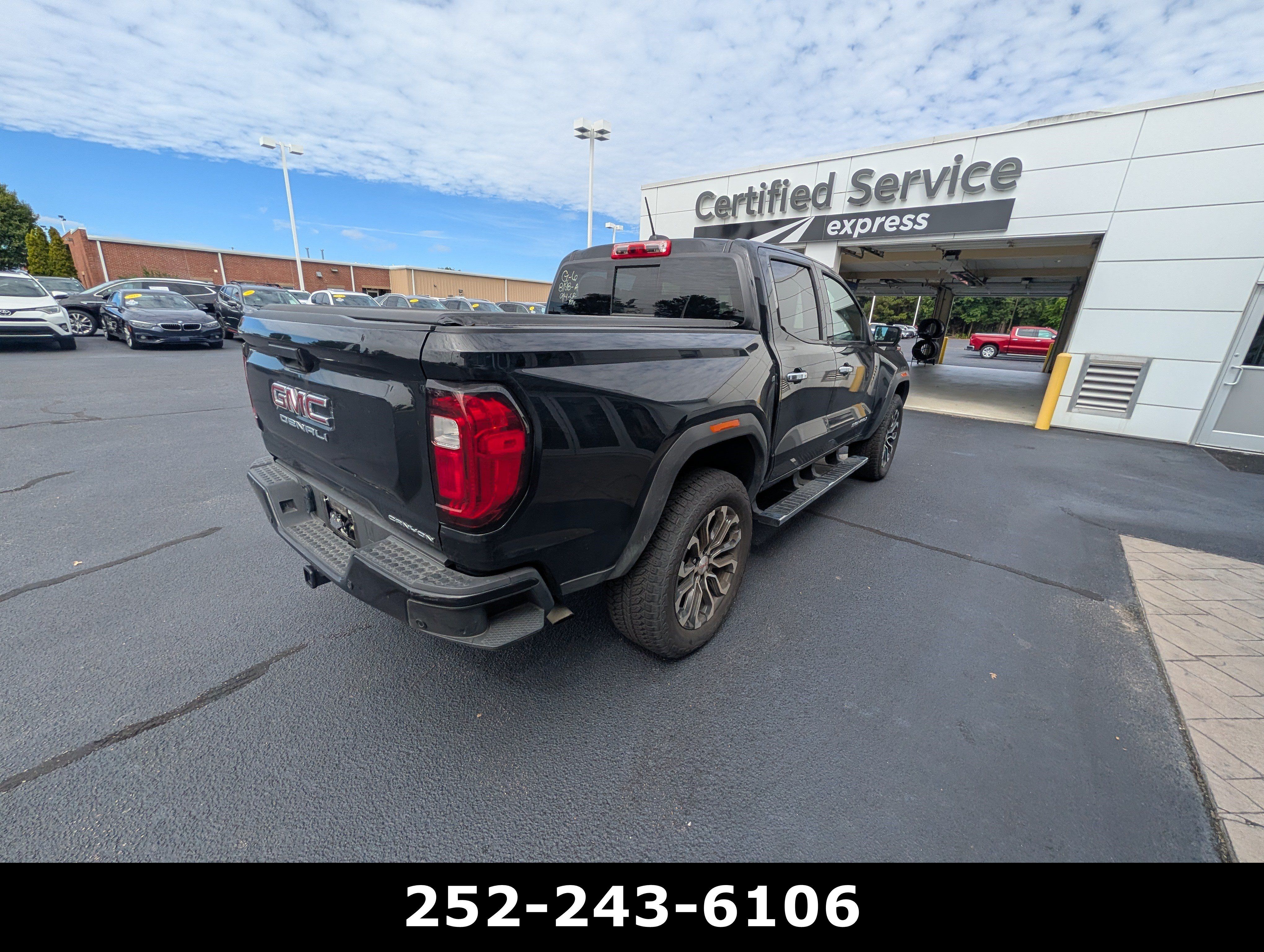 Used 2026 GMC Canyon Denali AWD/4WD image 6