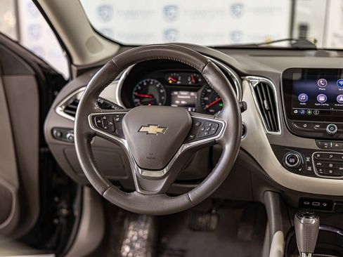 Used 2020 Chevrolet Malibu LT w/ Leather Package image 35