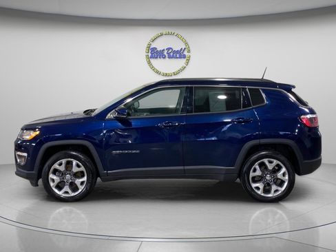 Used 2019 Jeep Compass Limited AWD/4WD image 2