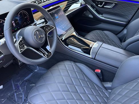 New 2025 Mercedes-Benz S 580e 4MATIC Sedan image 5