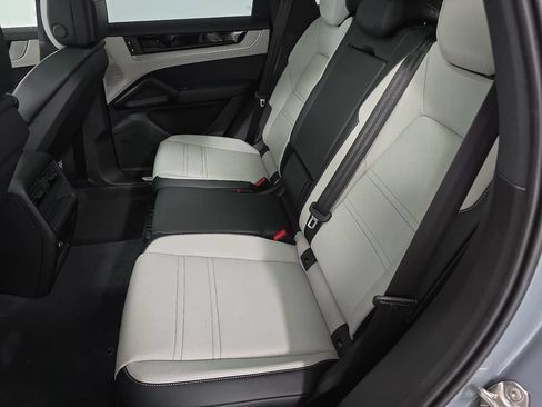 New 2026 Porsche Cayenne S AWD/4WD image 27