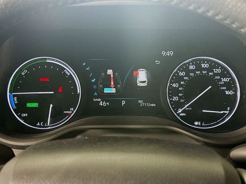 Used 2021 Toyota Sienna Limited image 12