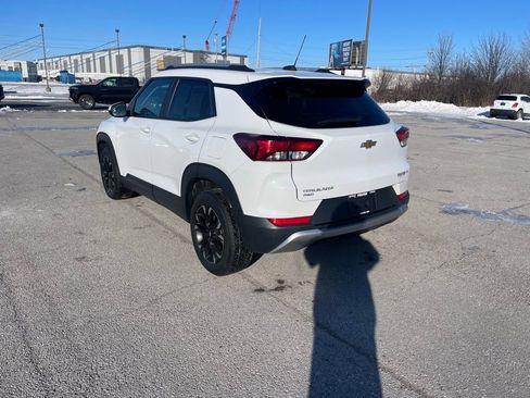 Used 2021 Chevrolet TrailBlazer LT image 3