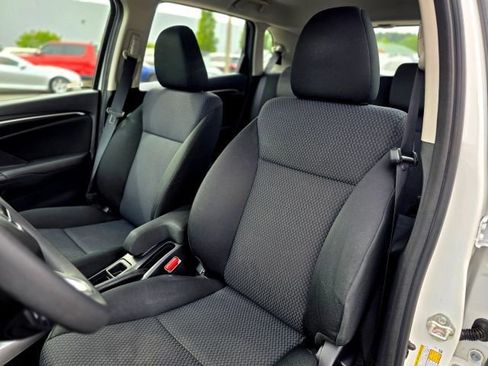 Used 2019 Honda Fit LX image 29
