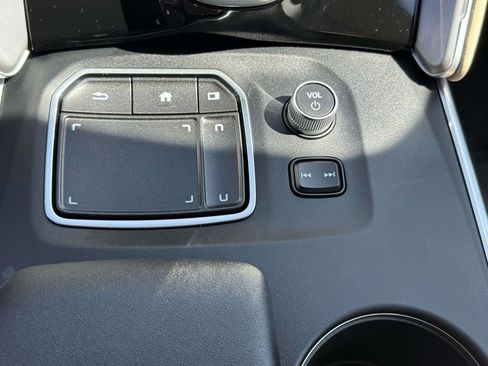 Certified 2025 Acura TLX w/ Technology Package image 21