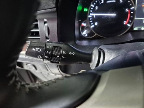 Used 2017 Lexus ES 350 w/ Premium Package image 21