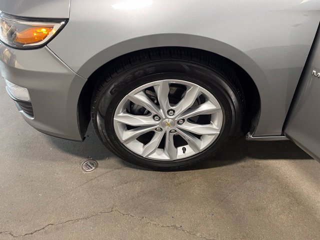 Used 2023 Chevrolet Malibu LT FWD image 31