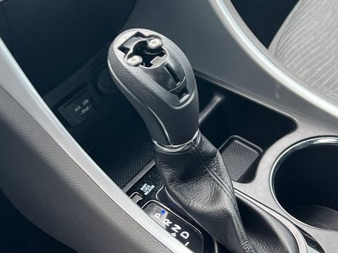 Used 2013 Hyundai Sonata Hybrid image 16