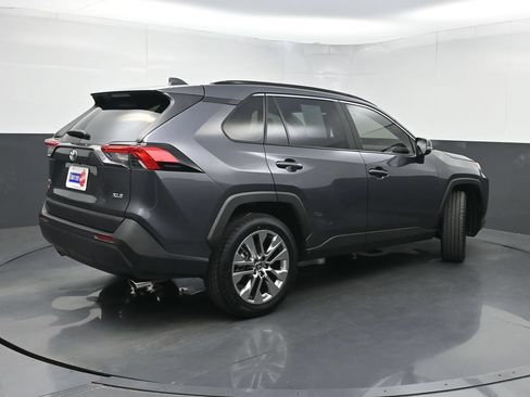 Used 2023 Toyota RAV4 XLE Premium FWD image 23