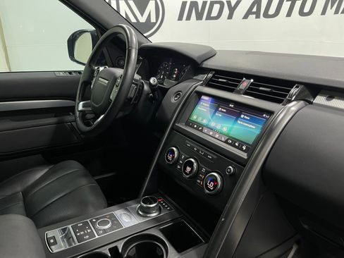 Used 2020 Land Rover Discovery Landmark image 20