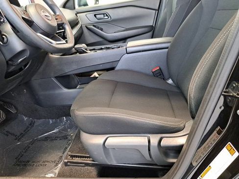Used 2024 Nissan Rogue S AWD/4WD image 26